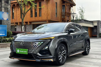 长安UNI-T 2022款 1.5T 尊贵型