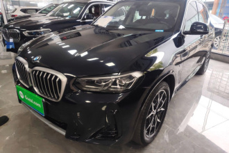 宝马X3 2022款 改款 xDrive25i M运动套装