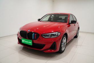 宝马1系 2021款 改款 120i M运动曜夜版