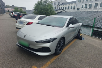 荣威D7 2025款 DMH 125km 世界冠军版