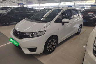 本田 飞度 2016款 1.5L LXS CVT舒适天窗版