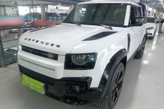 路虎卫士 2025款 110 3.0T P400 X-Dynamic HSE