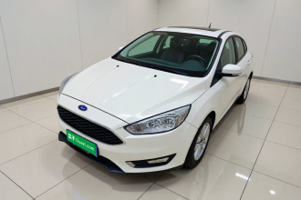 福特 福克斯 2015款 两厢 EcoBoost 125 自动超能风尚型