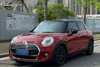 MINI 2016款 1.5T COOPER 五门版