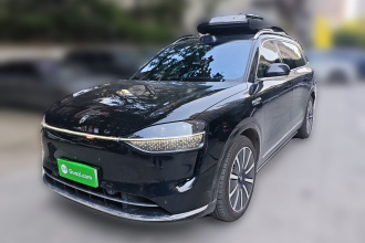 鸿蒙智行 问界M9 2025款 增程 Ultra版 52kWh 6座版 (192线激光雷达）