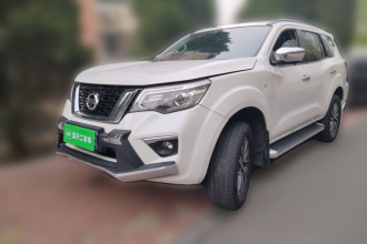 日产 途达 2018款 2.5L 自动四驱豪华版
