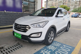 现代 胜达 2015款 2.0T 自动四驱智能型 5座