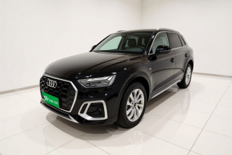 奥迪Q5L 2022款 改款 40T 豪华动感型