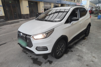 比亚迪 元新能源 2018款 EV360 智联炫酷型