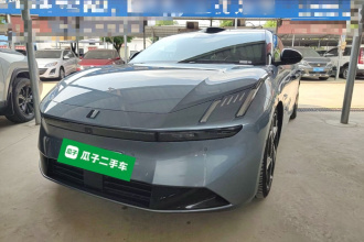 领克Z10 2024款 95kWh 702km四驱智驾Ultra