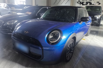 MINI 2025款 1.5T COOPER 经典派 五门版