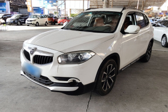 中华V5 2016款 1.5T 自动两驱运动型