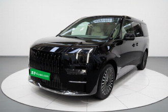 极氪009 2024款 七座过道版四驱 108kWh