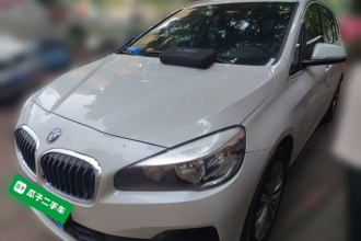 宝马2系多功能旅行车 2018款 220i 领先型