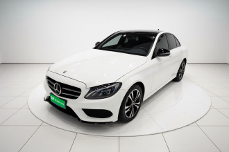 奔驰C级 2017款 改款 C 200 运动版