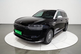 鸿蒙智行 问界M9 2025款 增程 Ultra版 52kWh 6座版 (192线激光雷达）