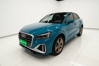 奥迪Q2L 2022款 35 TFSI 时尚动感型