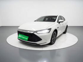 比亚迪 秦PLUS 2021款 DM-i 120KM 旗舰型