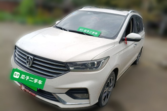 宝骏360 2019款 1.5L 自动豪华型 国VI