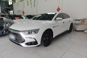 比亚迪 汉 2023款 DM-i 冠军版 121KM 尊贵型