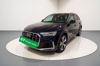 奥迪Q7 2020款 55 TFSI quattro S line运动型