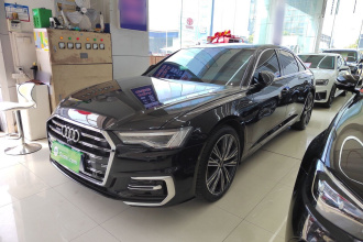 奥迪A6L 2023款 改款 45 TFSI quattro 臻选动感型