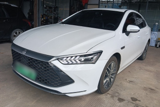 比亚迪 秦PLUS 2021款 DM-i 55KM 旗舰型