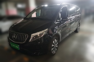 奔驰 威霆 2021款 2.0T 商务版 7座