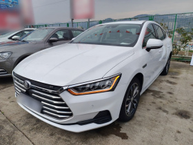 比亚迪 秦Pro 2018款 1.5TI 自动智联锋耀型