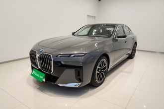 宝马7系 2023款 735Li M运动套装