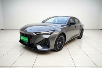 长安UNI-V 2023款 1.5T 尊贵型