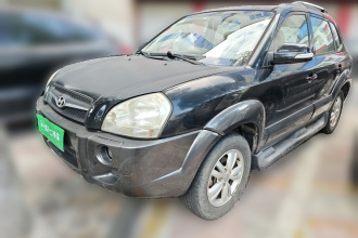 现代 途胜 2009款 2.0L 手动两驱时尚型