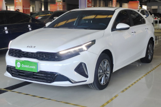 起亚K3 2023款 1.5L CVT豪华版