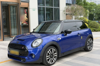 MINI 2019款 2.0T COOPER S 经典派