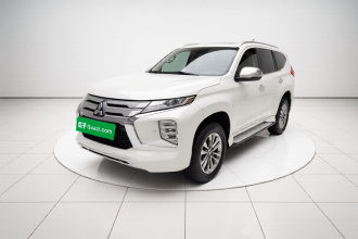 三菱 帕杰罗·劲畅(进口) 2020款 3.0L 尊贵版