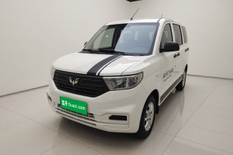 五菱汽车 五菱宏光V 2021款 1.5L劲取版LAR