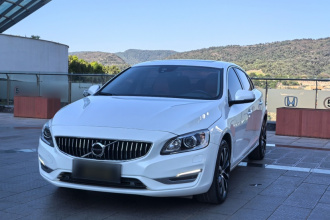 沃尔沃S60 2019款 S60L 改款 T5 智进进阶版