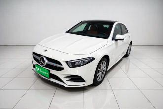 奔驰A级 2019款 改款 A 200 L 运动轿车