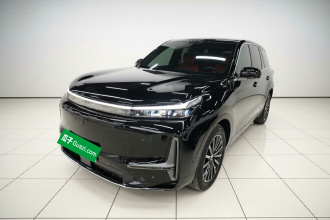 吉利银河 银河M9 2025款 100km 两驱智航版