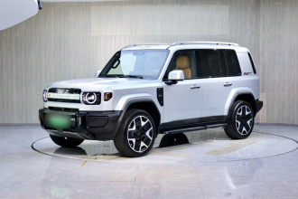 iCAR V27 2026款 200KM四驱猎鹰500