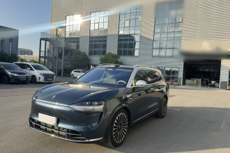 鸿蒙智行 问界M9 2025款 增程 Ultra版 52kWh 6座版 (192线激光雷达）
