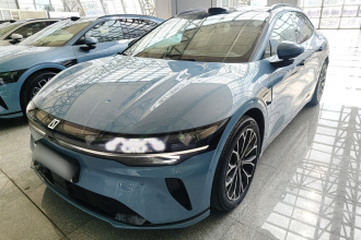 极氪007GT 2025款 四驱智驾版 75kWh