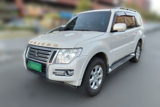 三菱 帕杰罗(进口) 2019款 3.0L 自动标准版