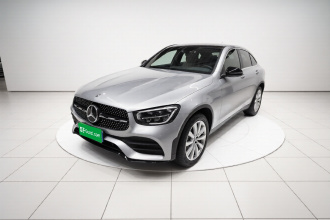 奔驰GLC轿跑 2020款 GLC 260 4MATIC 轿跑SUV