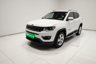 Jeep 指南者 2019款 200T 自动悦享-互联大屏版