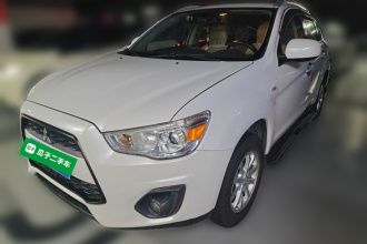 三菱 劲炫ASX 2013款 2.0L CVT两驱精英版