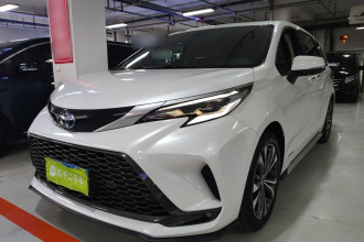 丰田 格瑞维亚 2023款 2.5L混动 尊爵VIP版