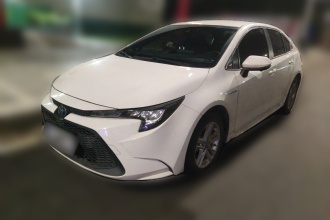 丰田 雷凌 2022款 双擎 1.8H E-CVT领先版