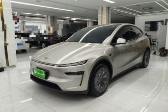 特斯拉 Model Y L 2025款 长续航全轮驱动版