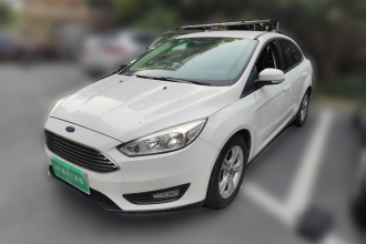 福特 福克斯 2015款 三厢 1.6L 自动舒适型
